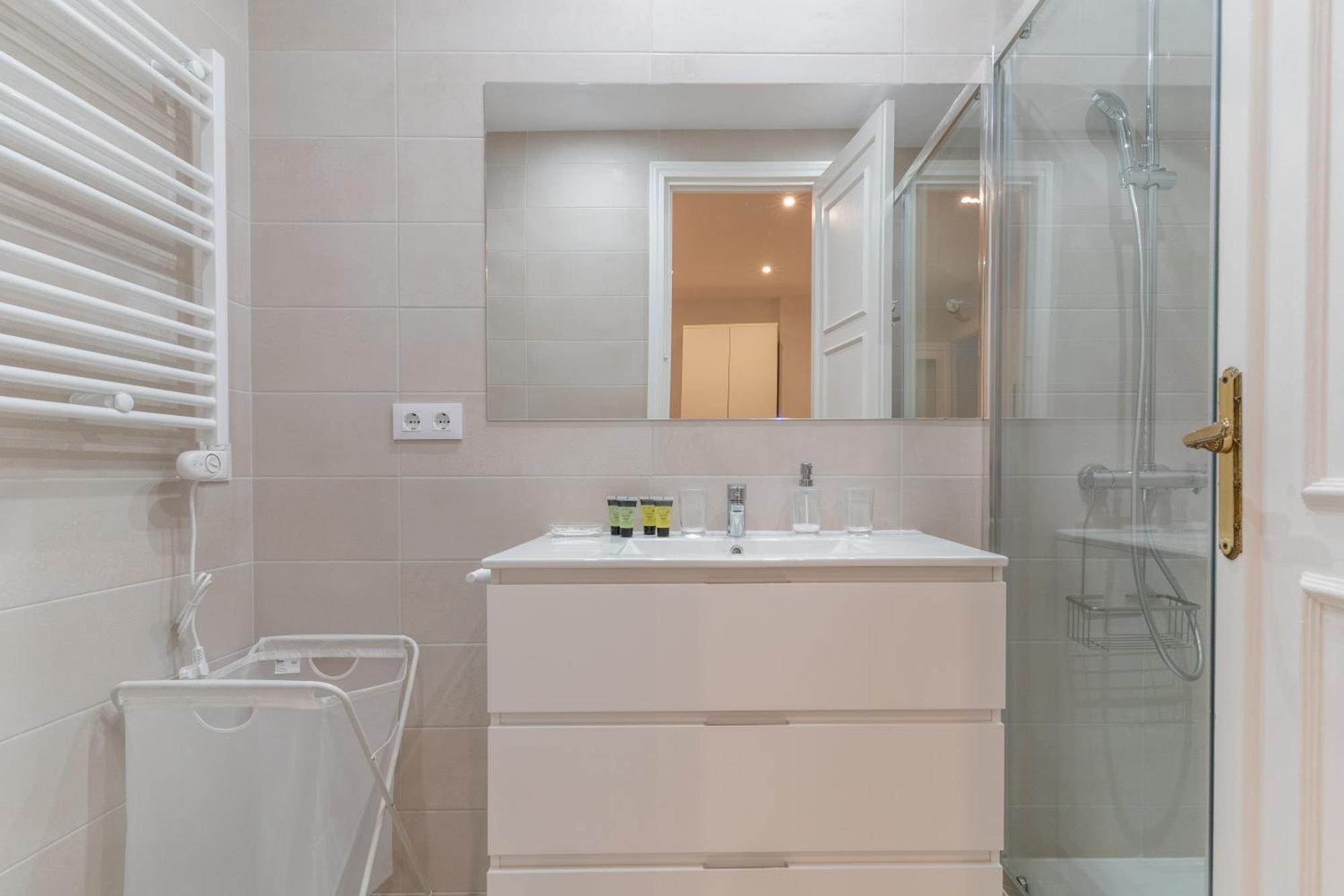 Spacious Central-3Bedrooms 3Bathrooms-Sol Мадрид Екстер'єр фото